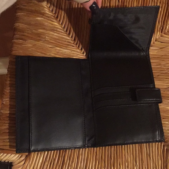 Travel paper billfold! Leather NWOT - Picture 3 of 4